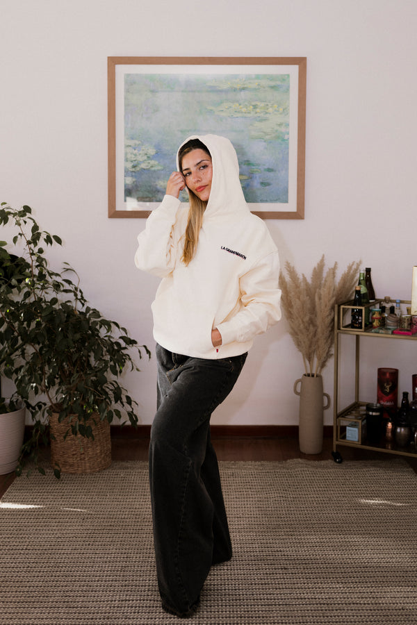 ESSENTIAL HOODIE LA CRÉME
